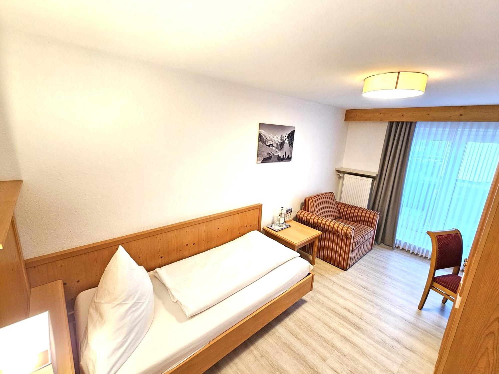 Hotel Cafe Fuggerhof 오버스트도르프 외부 사진