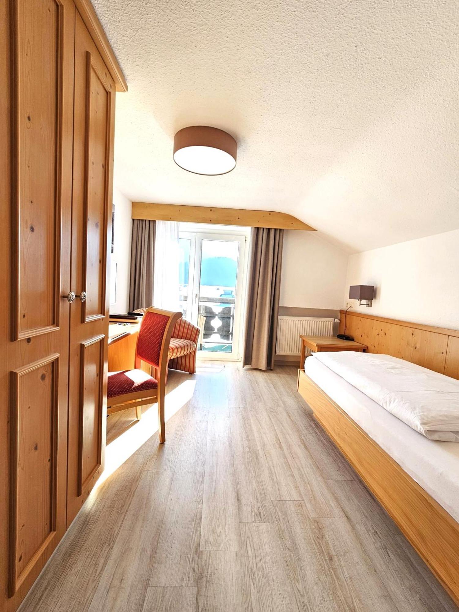 Hotel Cafe Fuggerhof 오버스트도르프 외부 사진